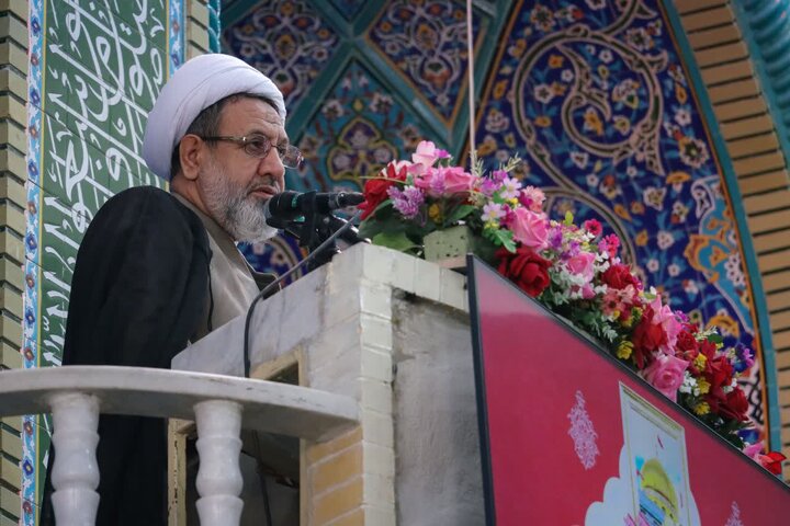 تصاویر/ اقامه نمازجمعه شهر کرمان