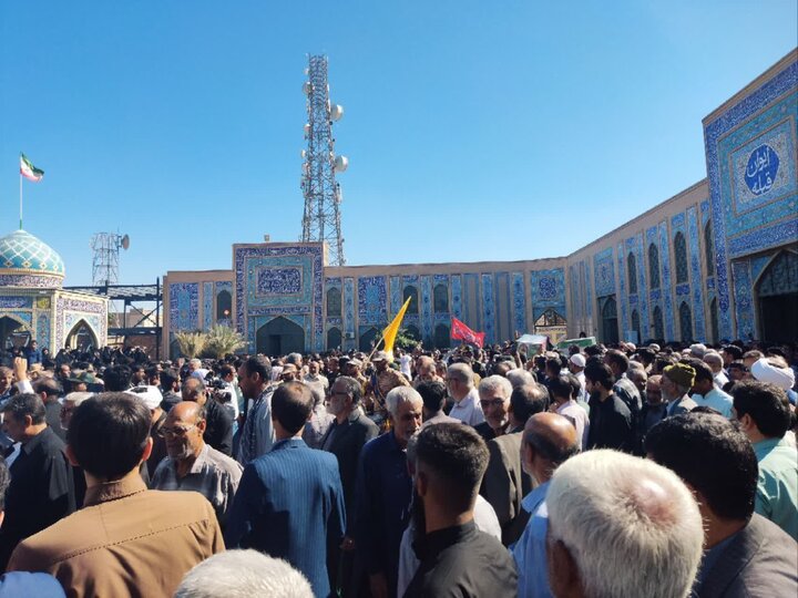 تصاویر/ تشییع پیکر مطهر شهیدان حادثه تروریستی شهرستان مهرستان سیستان و بلوچستان