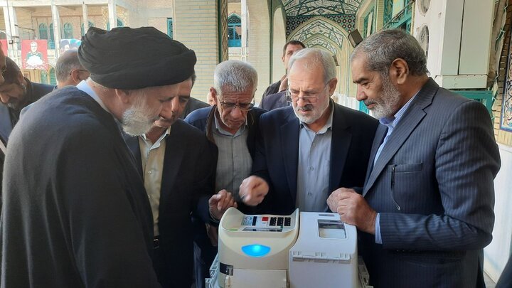 تصاویر/ نماز عبادی سیاسی جمعه در شهرکرد