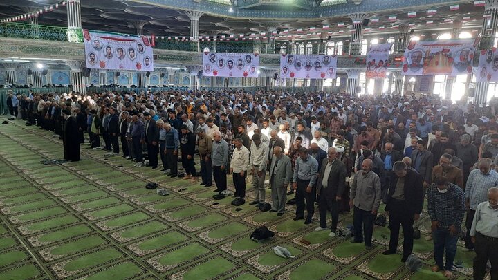 تصاویر/ نماز عبادی سیاسی جمعه در شهرکرد