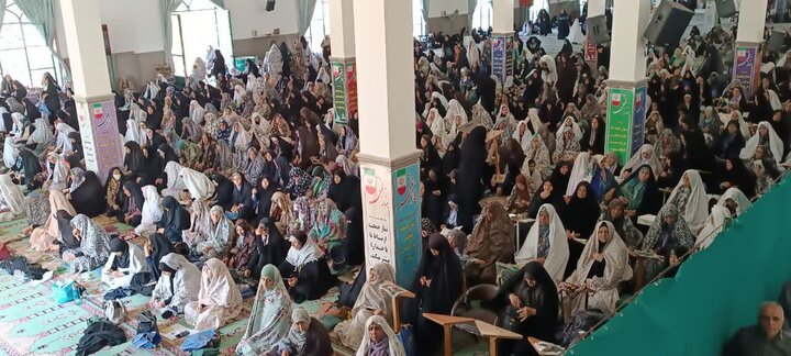 تصاویر/اقامه نماز عبادی سیاسی جمعه در ساوه