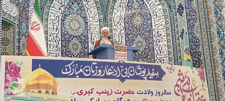 تصاویر/اقامه نماز عبادی سیاسی جمعه در ساوه