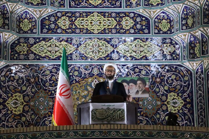 تصاویر/اقامه نماز جمعه خرم آباد در مصلای الغدیر