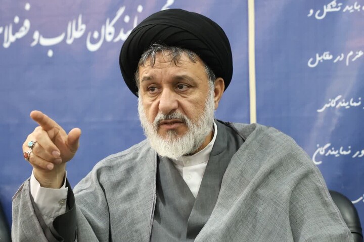 تصاویر / دیدار فرمانده سپاه انصارالحسین(ع) با رئیس مجمع نمایندگان طلاب و فضلای حوزه‌های علمیه قم