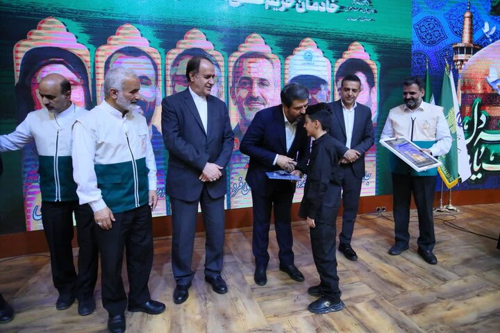 تصاویر / نشست منطقه‌ای کانون‌های خدمت رضوی در پهنه ۲ کشور در همدان