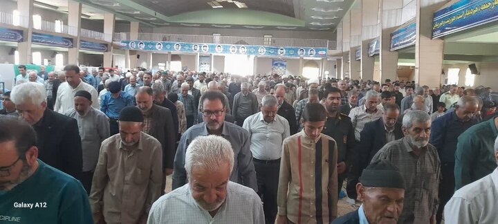 تصاویر/اقامه نماز عبادی سیاسی جمعه در خمین