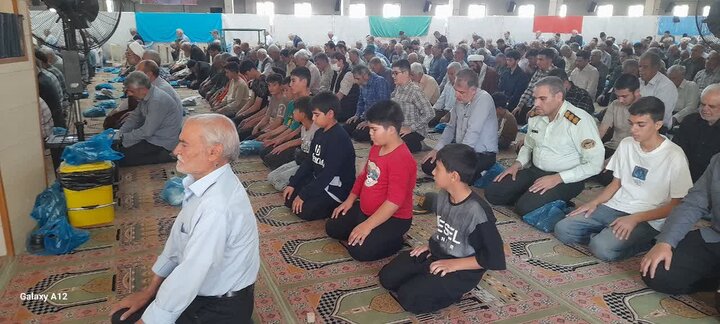 تصاویر/اقامه نماز عبادی سیاسی جمعه در خمین