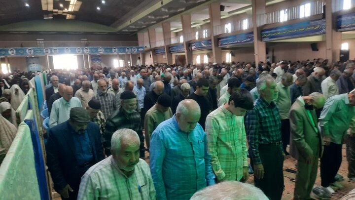 تصاویر/اقامه نماز عبادی سیاسی جمعه در خمین