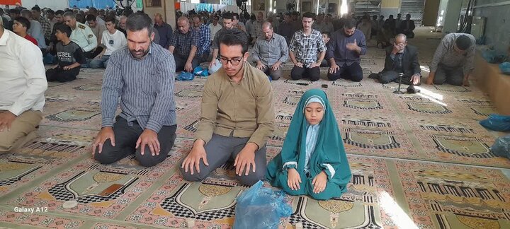 تصاویر/اقامه نماز عبادی سیاسی جمعه در خمین