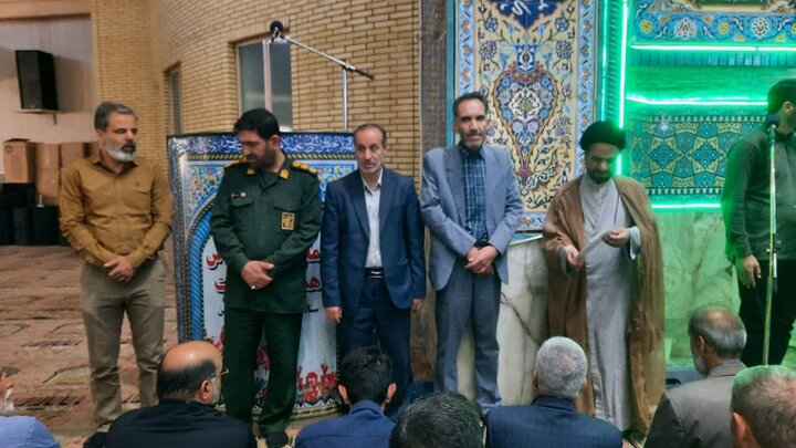 تصاویر/اقامه نماز عبادی سیاسی جمعه در خمین