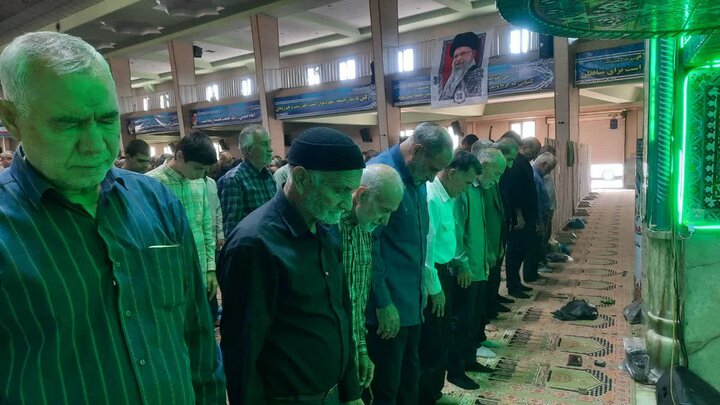 تصاویر/اقامه نماز عبادی سیاسی جمعه در خمین