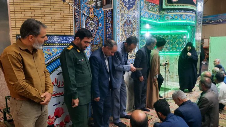 تصاویر/اقامه نماز عبادی سیاسی جمعه در خمین