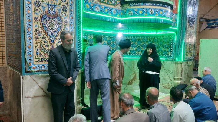 تصاویر/اقامه نماز عبادی سیاسی جمعه در خمین