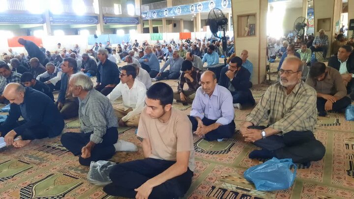 تصاویر/اقامه نماز عبادی سیاسی جمعه در خمین
