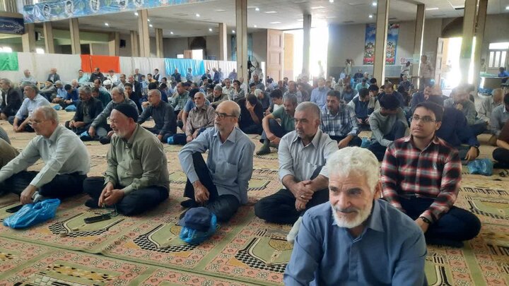 تصاویر/اقامه نماز عبادی سیاسی جمعه در خمین
