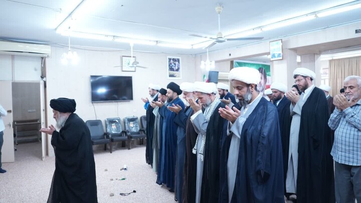 تصاویر/دیدار مسئولان مدارس علمیه و مدیر حوزه علمیه خوزستان با آیت‌الله موسوی جزایری