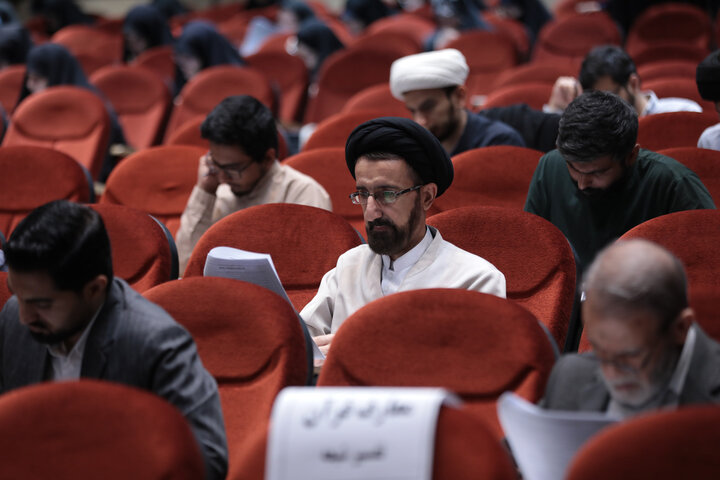 تصاویر/برگزاری آزمون کتبی مسابقات معارفی قرآن کریم، نهج‌البلاغه و صحیفه سجادیه در قم