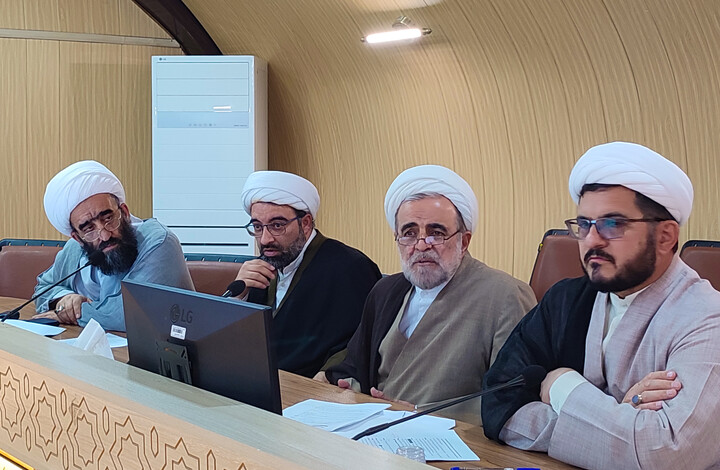 تصاویر/ برگزاری سلسله جلسات کمیسیون تخصصی آموزش دبیرخانه شورای عالی حوزه علمیه خراسان در مجتمع مفتاح