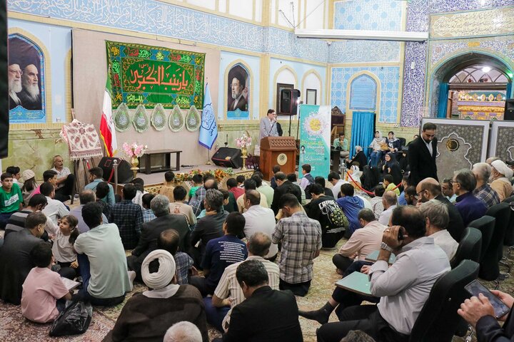 تصاویر/ بزرگداشت استاد گلستانه و تجلیل از ۱۴ پرستار نمونه قم در بقعه علی‌بن‌بابویه(ره)