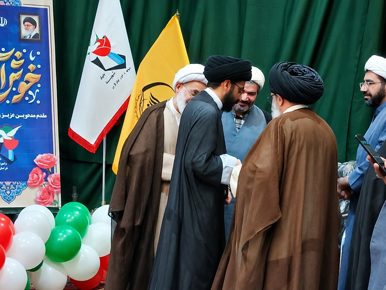 جشن بزرگ میلاد حضرت زینب کبری(س) با حضور خانواده‌های شهدا، ایثارگران، رزمندگان و جانبازان فاطمیون