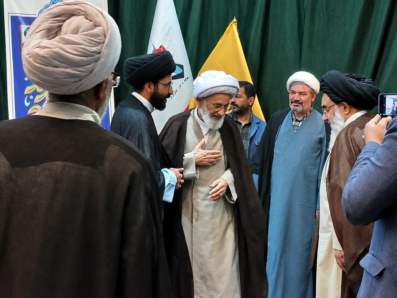 جشن بزرگ میلاد حضرت زینب کبری(س) با حضور خانواده‌های شهدا، ایثارگران، رزمندگان و جانبازان فاطمیون
