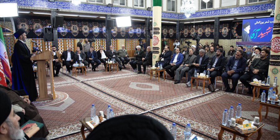 The International "Martyred Leader" Poetry Night, held with 80 poets in attendance at the Grand Hussainiyah of Zanjan