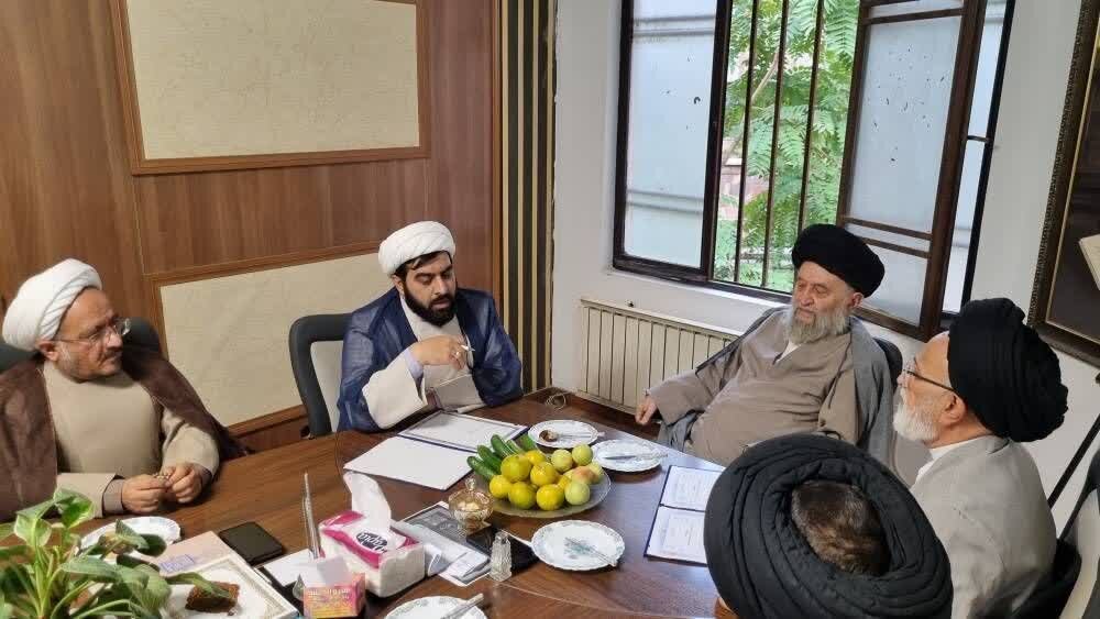 امضای توافقنامه همکاری مرکز آموزشهای کاربردی حوزههای علمیه و بنیاد قرآنکریم