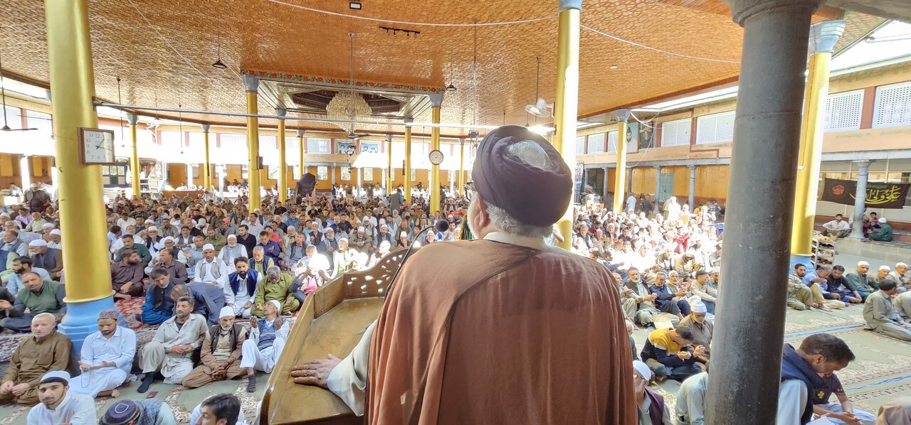 جوانی اللہ تعالیٰ کی اطاعت، قرآن فہمی اور اخلاقی ذمہ داریوں کی ادائیگی میں صرف کی جائے: آغا سید حسن الموسوی الصفوی