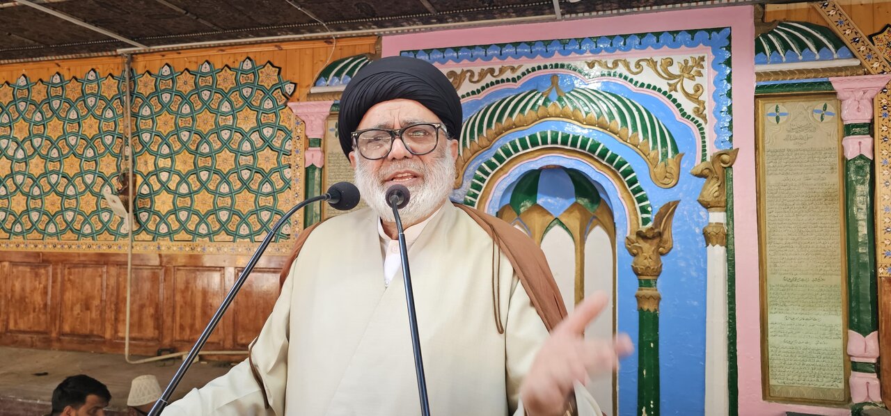 جوانی اللہ تعالیٰ کی اطاعت، قرآن فہمی اور اخلاقی ذمہ داریوں کی ادائیگی میں صرف کی جائے: آغا سید حسن الموسوی الصفوی