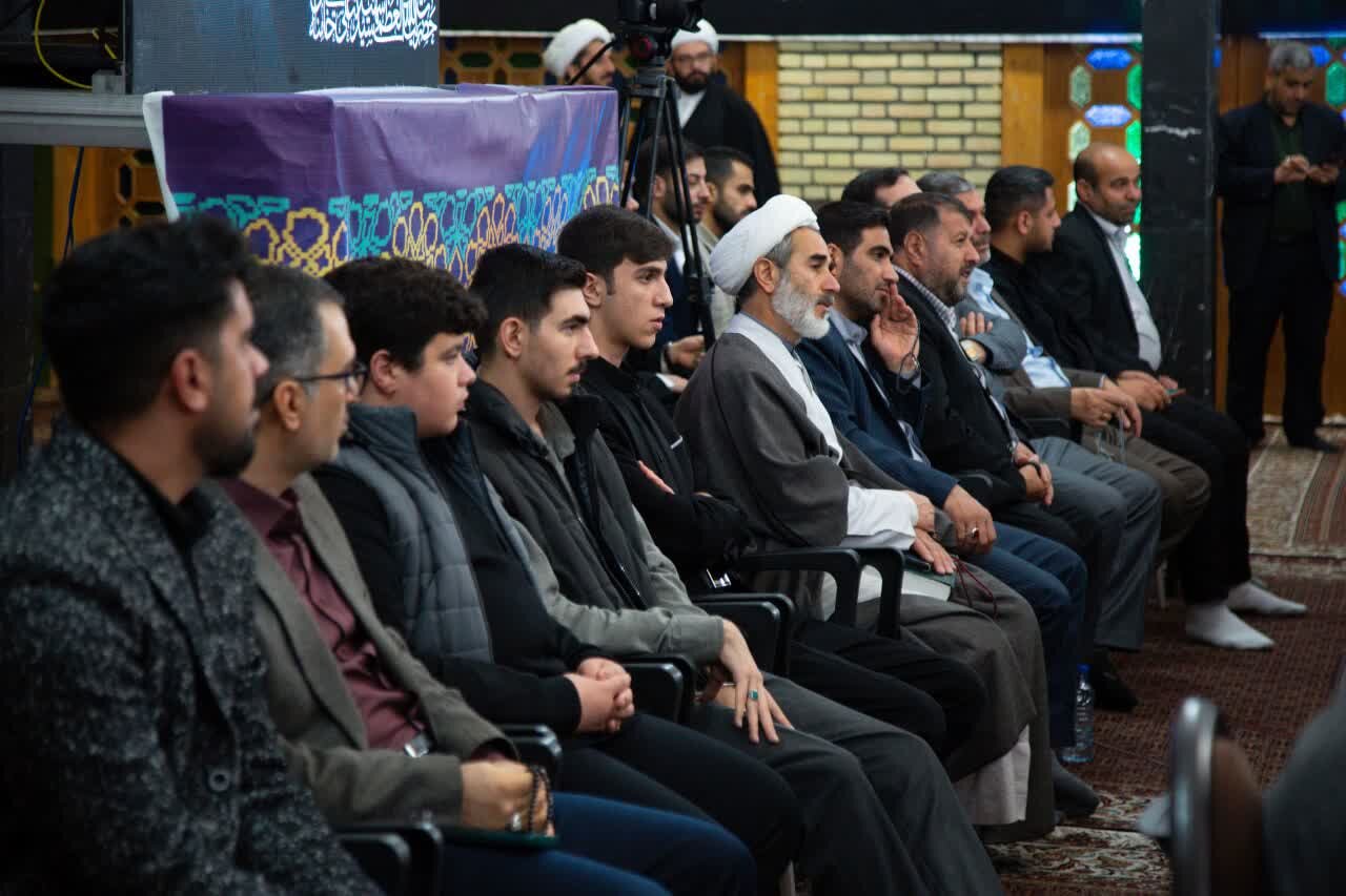 شب‌شعر بین‌المللی «شهید آقا» در حسینیه اعظم زنجان