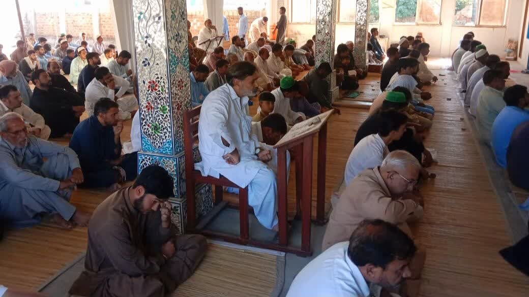 کلمۂ طیبہ کا اقرار محض زبانی عمل نہیں بلکہ اس کے تقاضوں کو عملی زندگی میں نافذ کرنا ضروری ہے