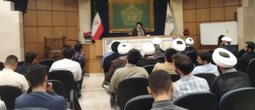 منبر باید حاوی تعلیم و تغییر بینش باشد