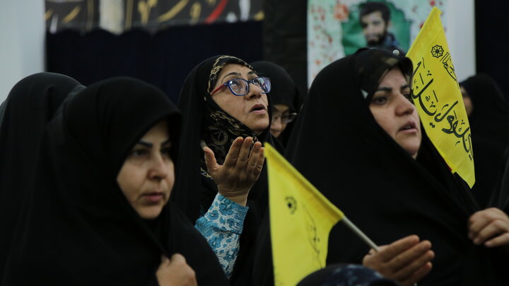گزارش تصویری + رونمایی از کتاب «ملت امام حسین(ع)» در مسجد مقدس جمکران