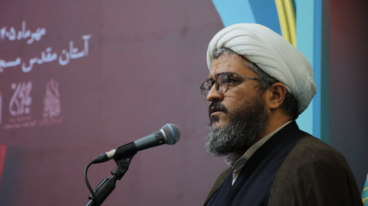 گزارش تصویری + رونمایی از کتاب «ملت امام حسین(ع)» در مسجد مقدس جمکران