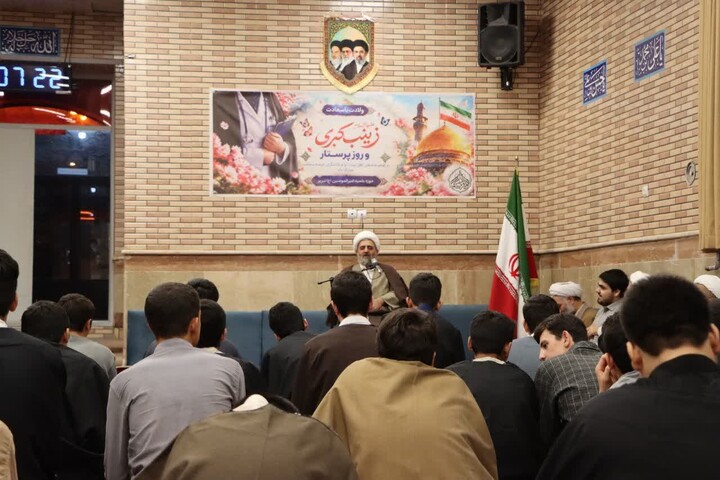 تصاویر /  مراسم جشن ولادت با سعادت حضرت زينب كبرى س و روز پرستار