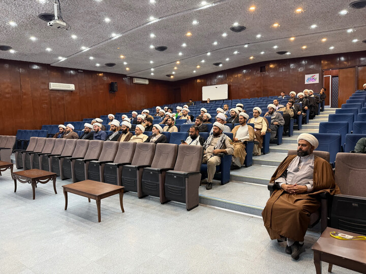 تصاویر / تجلیل از طلایه‌دارانِ جهاد و خدمت در تبریز؛ تکریم طلاب میدان‌دار شمال‌غرب کشور