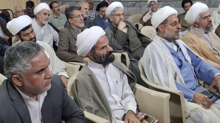 تصاویر/جشن میلاد حضرت زینب (س)از طرف نماینده مقام معظم رهبری در کاشان