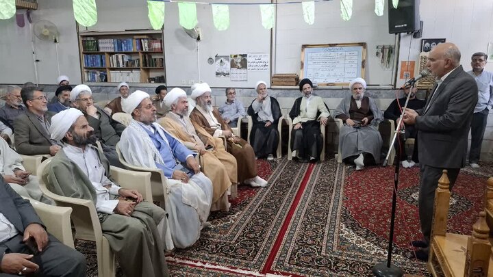 تصاویر/جشن میلاد حضرت زینب (س)از طرف نماینده مقام معظم رهبری در کاشان
