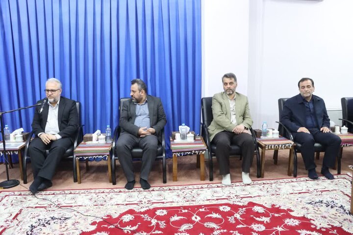 تصاویر/ دیدار مدیرکل و معاونین صدا و سیمای تبرستان با نماینده ولی فقیه در استان مازندران
