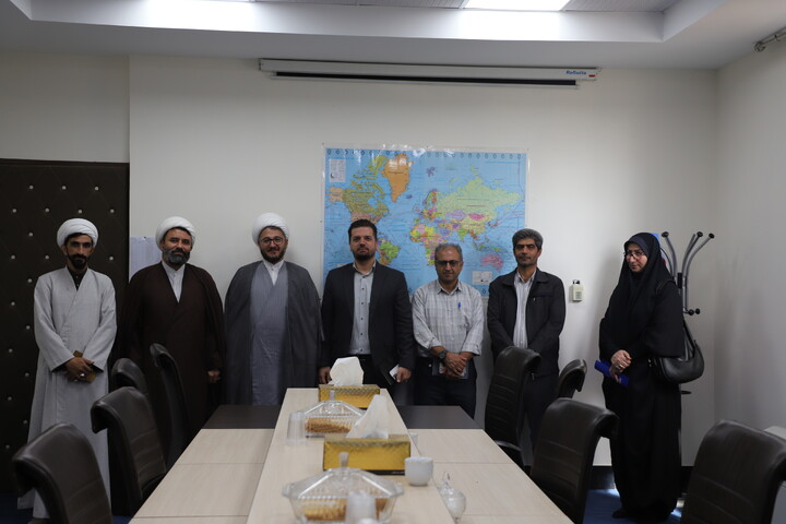 تصاویر / جلسه هماهنگی برگزاری دوره های آموزشی امداد و نجات طلاب استان کردستان