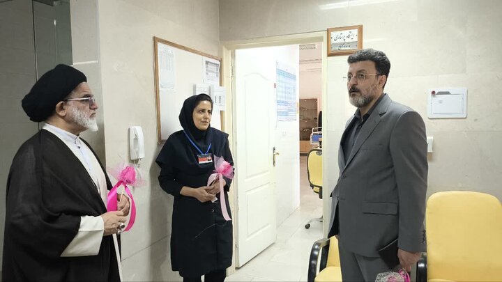 تجلیل امام جمعه شهرستان نطنز از پرستاران