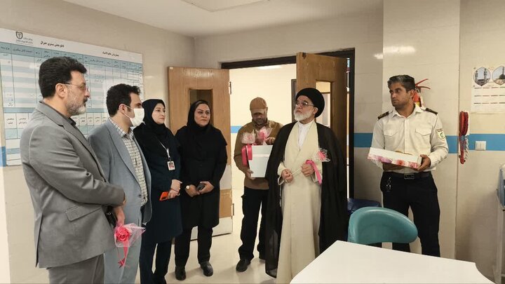 تجلیل امام جمعه شهرستان نطنز از پرستاران