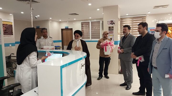 تجلیل امام جمعه شهرستان نطنز از پرستاران