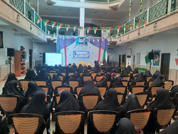 افتتاحیه طرح «اربعین تعالی ۱۴۰۵» در مدرسه علمیه حضرت رقیه (س) برازجان