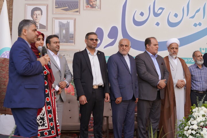 تصاویر/رونمایی از المان اختصاصی «ایران جان؛ استان مرکزی» با نمادهایی از هویت ساوه