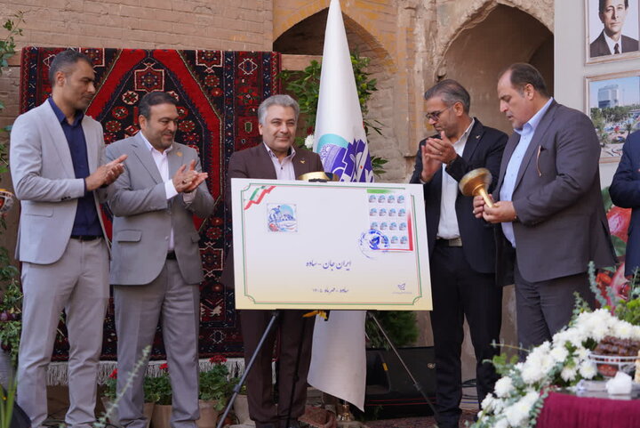 تصاویر/رونمایی از المان اختصاصی «ایران جان؛ استان مرکزی» با نمادهایی از هویت ساوه