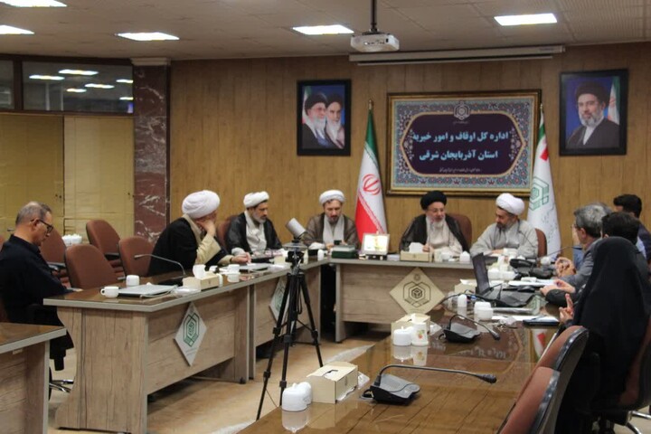 تصاویر / امضای تفاهم‌نامه همکاری ستاد اقامه نماز و اداره کل اوقاف و امور خیریه آذربایجان شرقی
