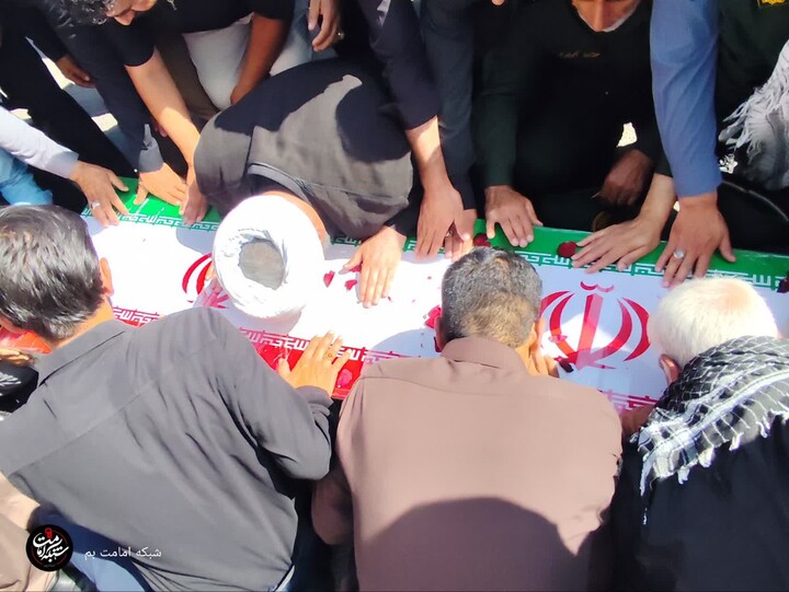 تصاویر/ مراسم تشییع پیکر مطهر شهید یاسر باقری در شهرستان بم