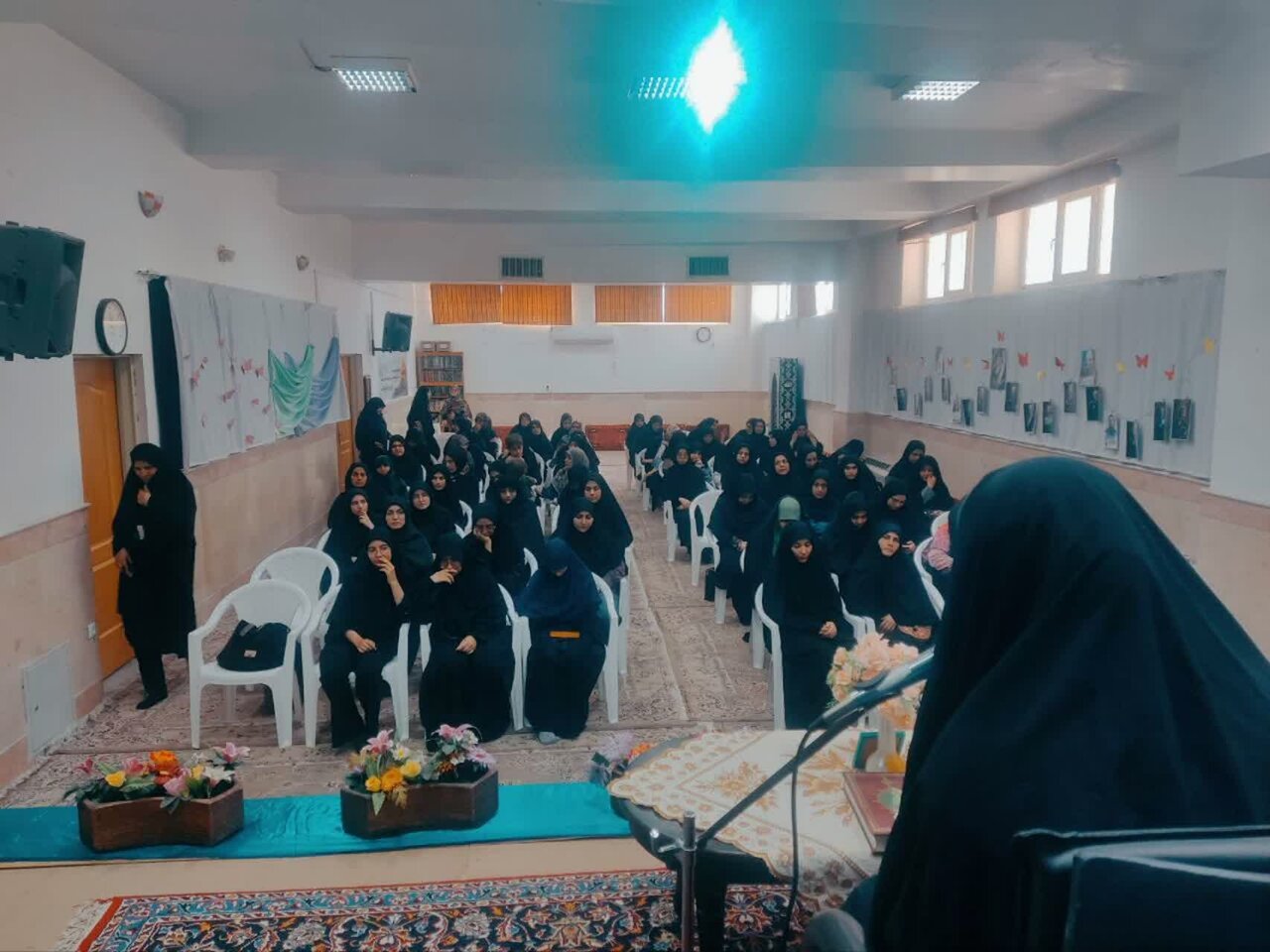 جشن میلاد حضرت زینب(س) در مدرسه علمیه حضرت زینب(س) آران و بیدگل برگزار شد+تصاویر