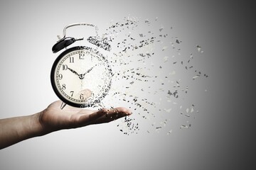 معیارسنجی رنج و لذت در ترازوی آخرت